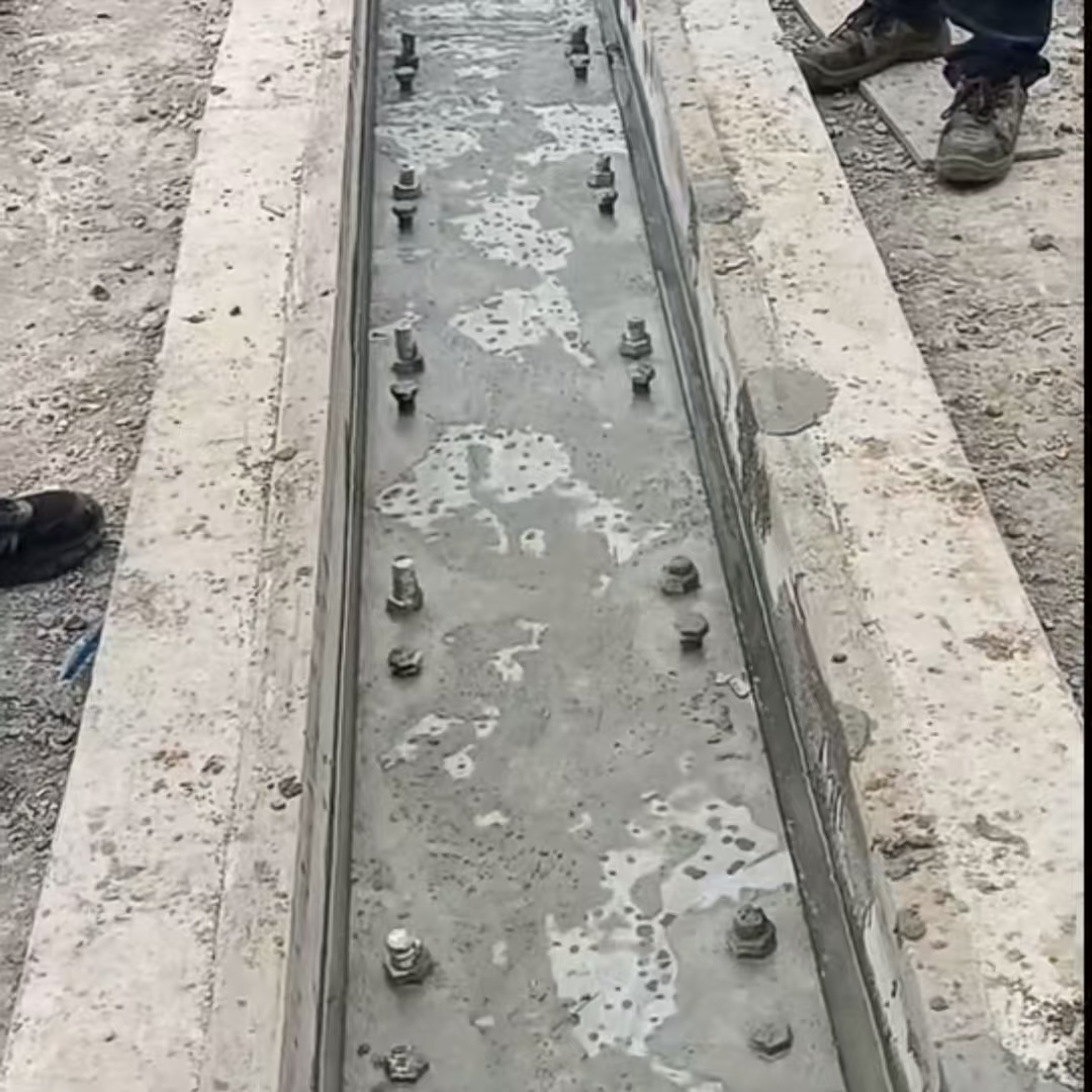 梁园环氧树脂轨道胶泥是什么？用在哪里？